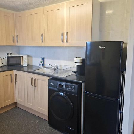 North Coast Property - Number 4 - The Beach House Thurso Bagian luar foto