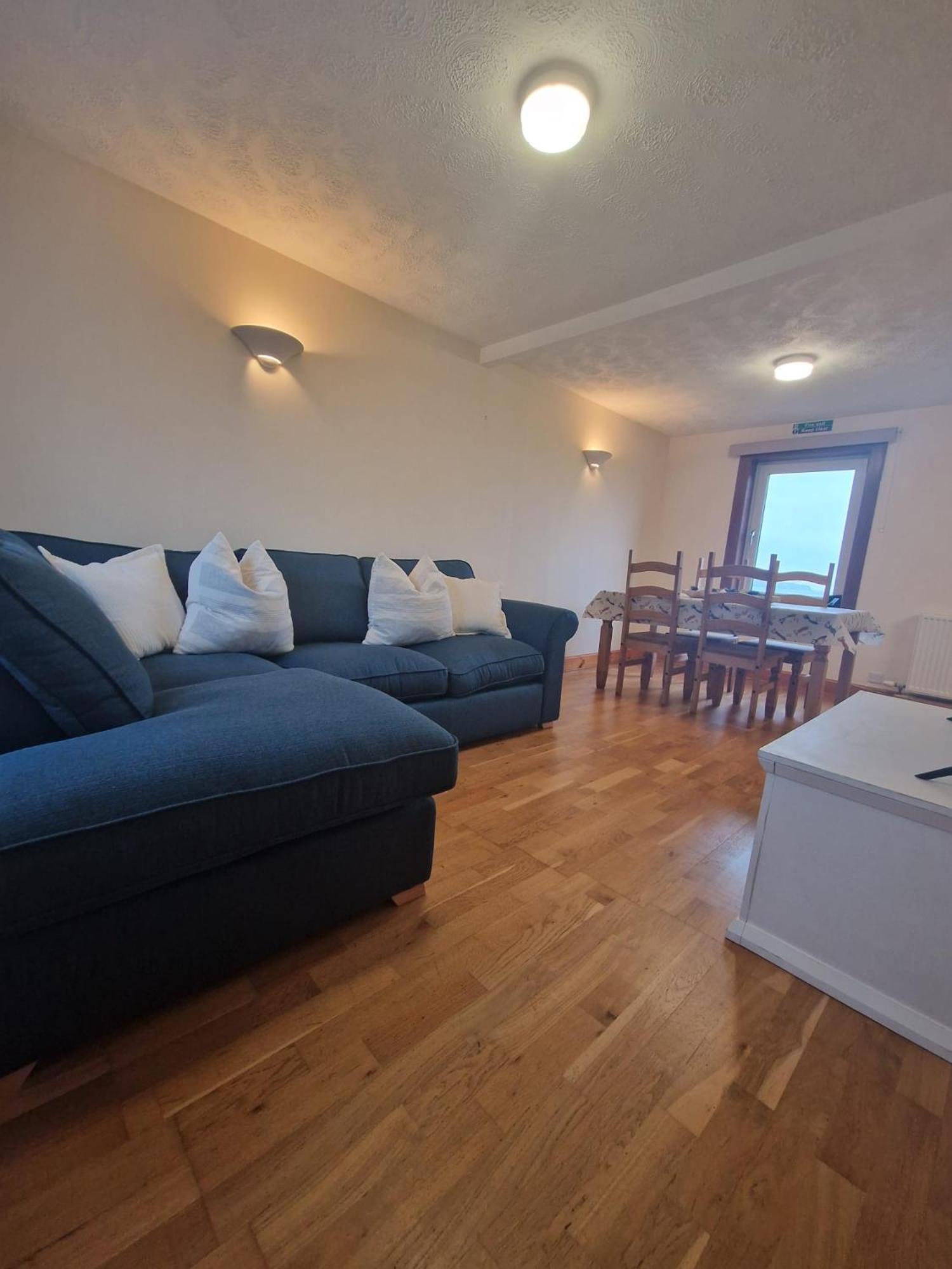 North Coast Property - Number 4 - The Beach House Thurso Bagian luar foto