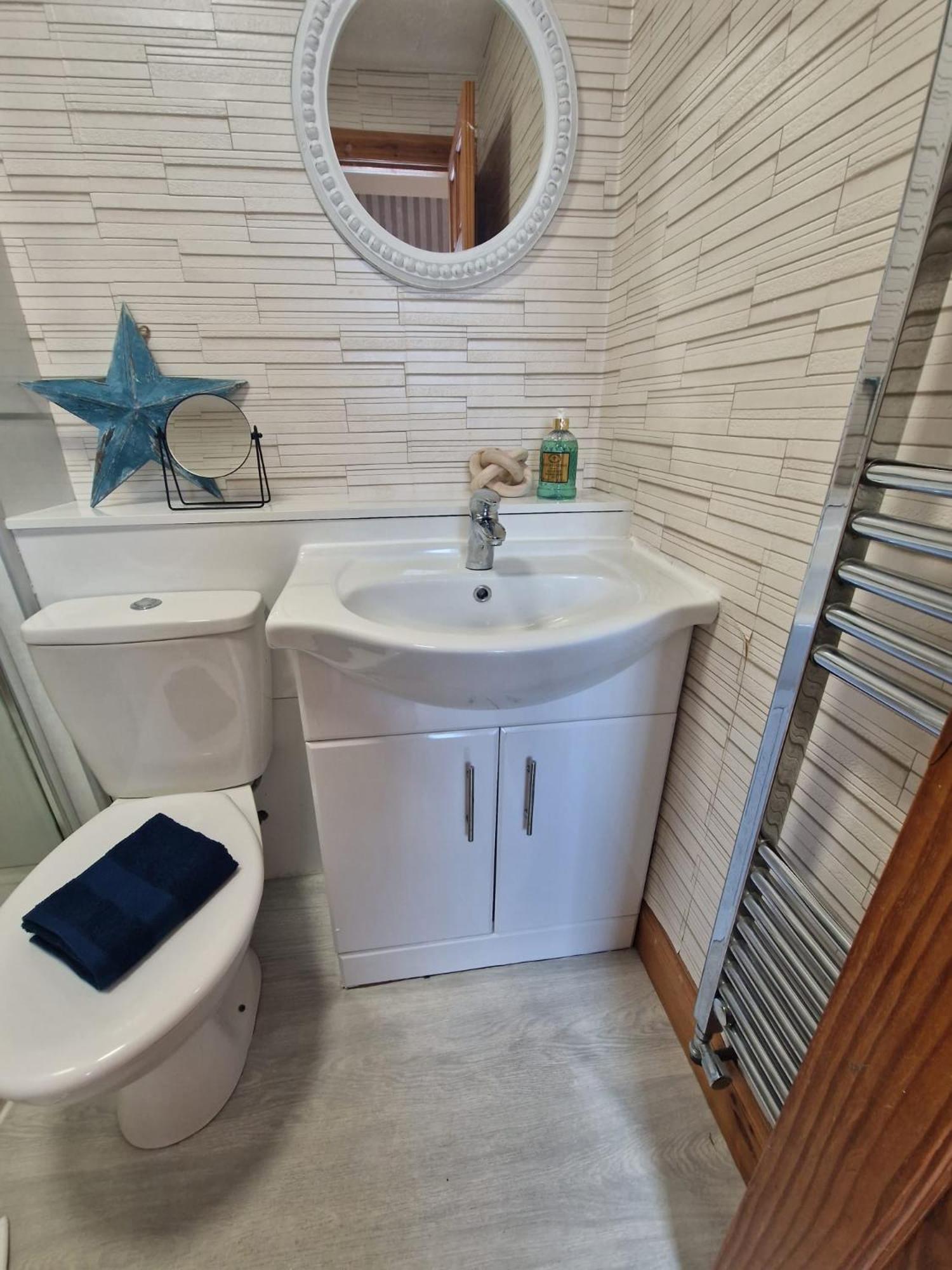 North Coast Property - Number 4 - The Beach House Thurso Bagian luar foto